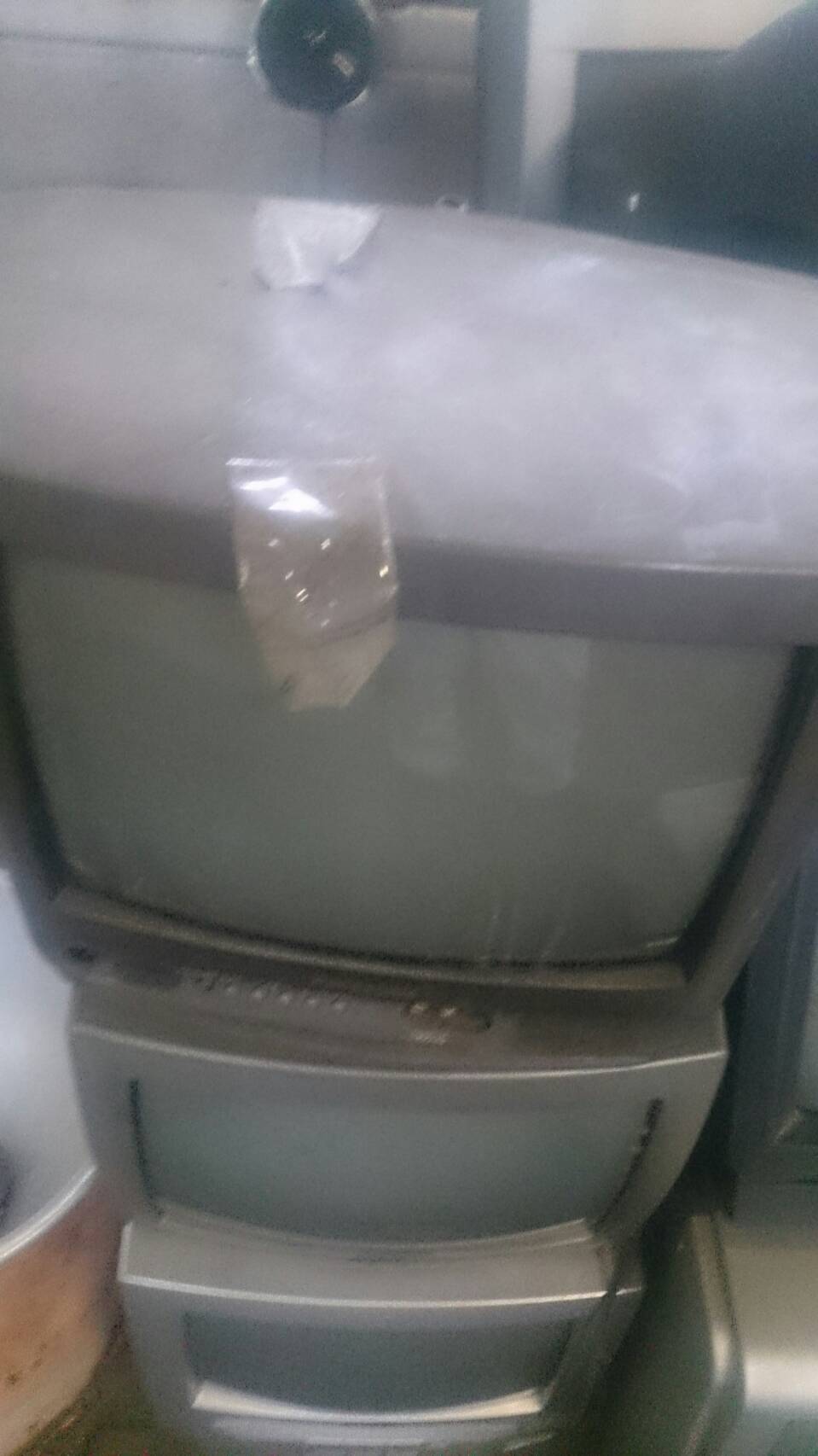 赤穂市朝日町付近で回収したブラウン管テレビです。