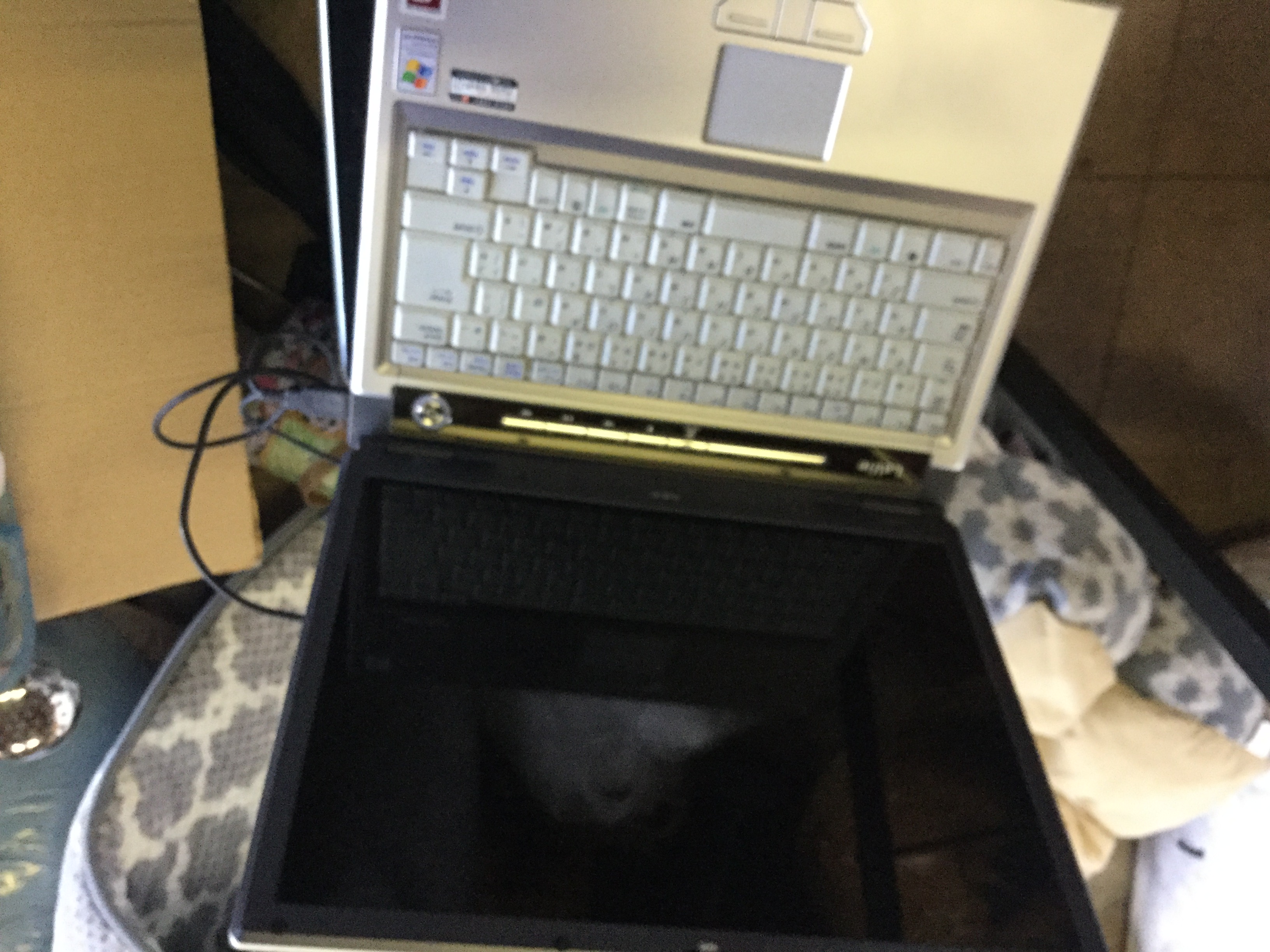 姫路市で不用品の回収・処分したノートパソコン