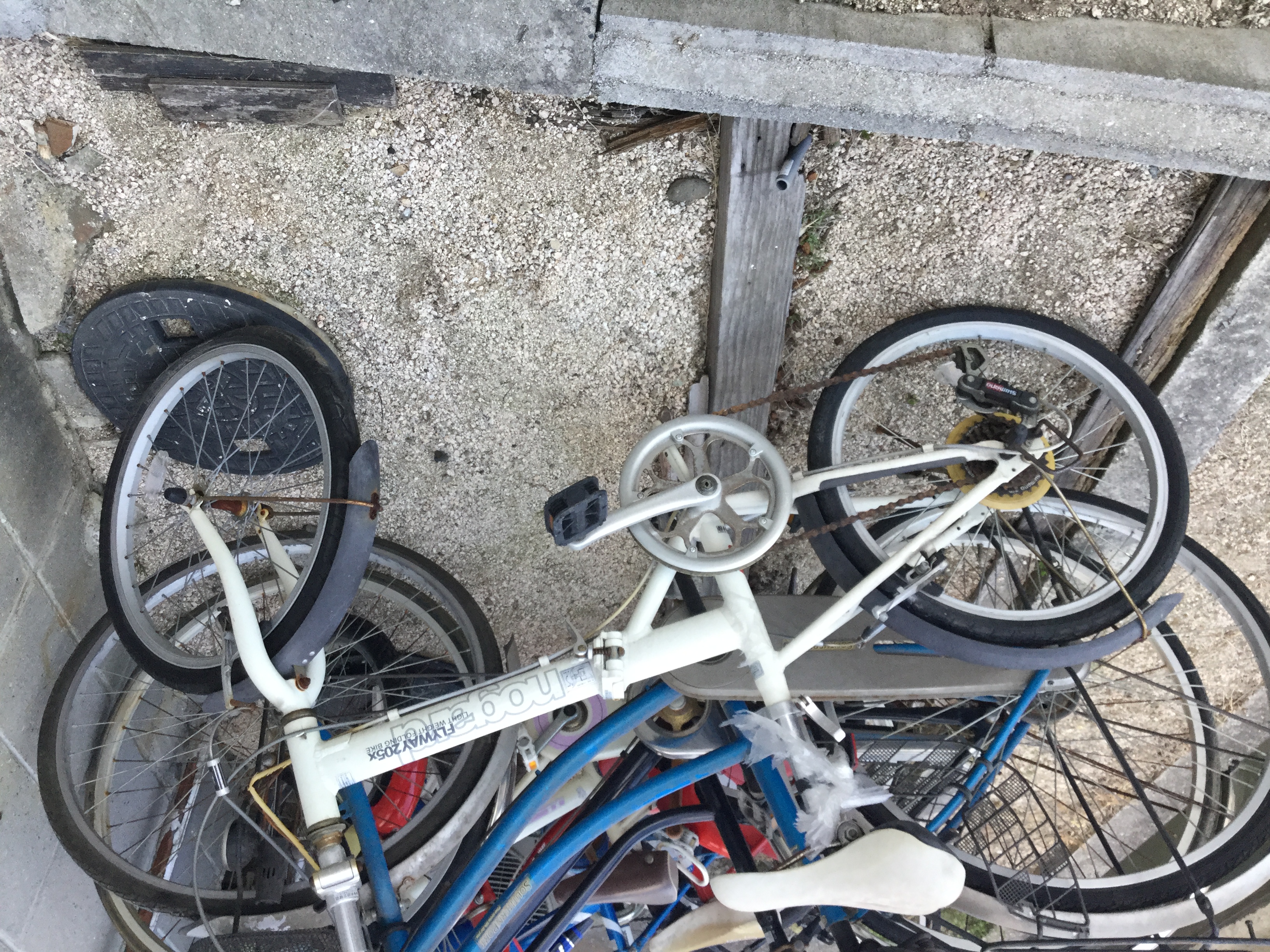 姫路市塩町付近で回収した自転車です。