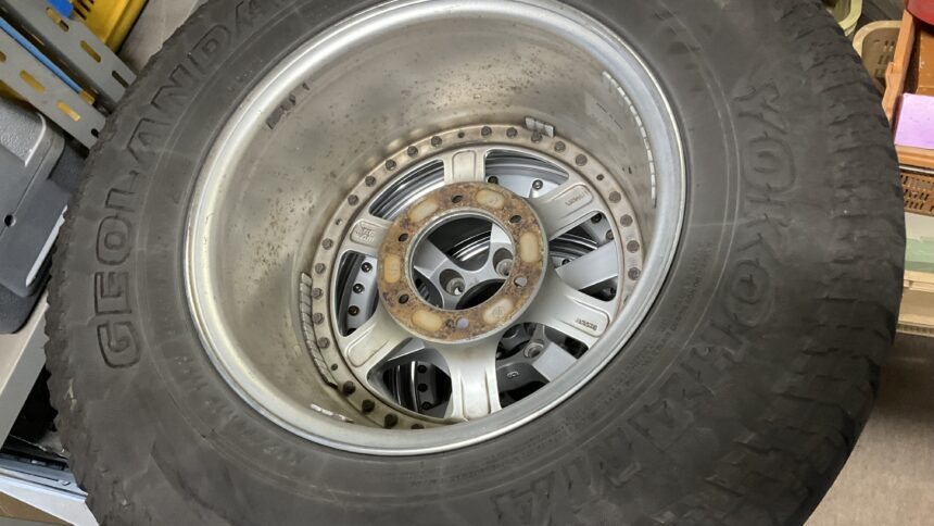 兵庫県赤穂市でアルミタイヤ処分