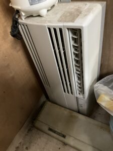 赤穂市さつき町でエアコン取り外しからエアコン回収までさせていただきました。