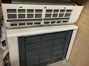 赤穂市加里屋でエアコン取り外しからエアコン処分までしました。