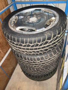 赤穂市黒崎町でエアコン回収と同時に不用品回収しました。