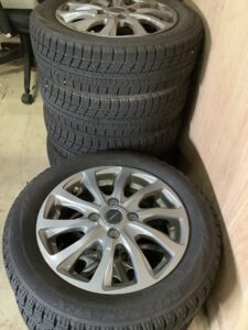 兵庫県たつの市御津町黒崎でアルミタイヤの無料回収をさせて頂きました。