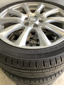 兵庫県たつの市柳原でアルミタイヤの引き取りからタイヤ処分までさせて頂きました。