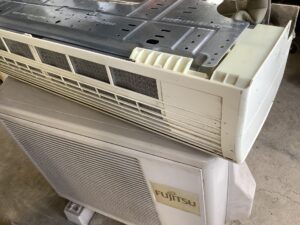 佐用郡佐用町林崎でエアコン取り外しからエアコン回収までさせていただきました。