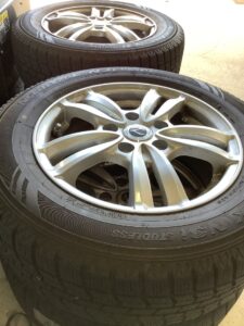 兵庫県たつの市揖保川町大門でアルミタイヤの無料回収をさせて頂きました。