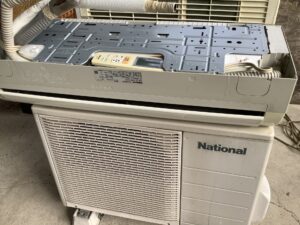 相生市若狭野町入野でエアコン回収からエアコン処分までしました。