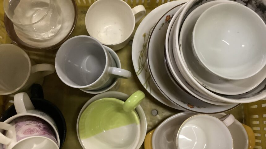 揖保郡太子町で処分した食器