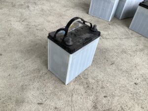 赤穂郡上郡町赤松でバッテリーの引き取りから処分までさせて頂きました。