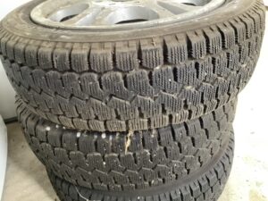 相生市菅原町でタイヤの引き取りから処分までさせて頂きました。