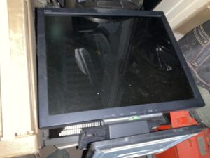 たつの市神宮町大屋でパソコンの回収から処分までさせて頂きました。