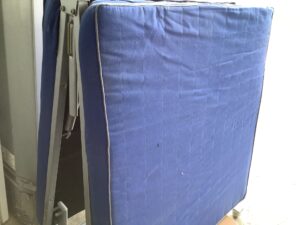 兵庫県たつの市で処分した折り畳みベッド