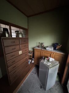 揖保郡太子町阿曽でタンスの引き取りから処分までさせて頂きました。