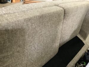 相生市青葉台でソファーの回収から処分までさせて頂きました。