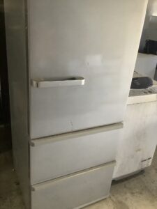 赤穂市新田で冷蔵庫の回収から処分までさせて頂きました。