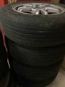 宍粟市一宮町井内でタイヤの引き取りから処分までさせて頂きました。