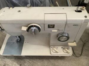 佐用郡佐用町金屋でミシンの回収から処分までさせて頂きました。