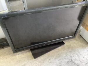 揖保郡太子町米田でテレビの引き取りから処分までさせて頂きました。