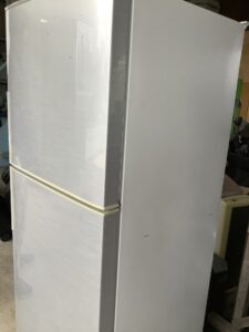 相生市本郷町で冷蔵庫の回収から処分までさせて頂きました。