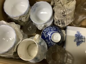 佐用郡佐用町土井で食器の回収から処分までさせて頂きました。