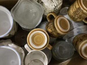 佐用郡佐用町豊福で食器の引き取りから処分までさせて頂きました。