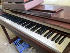 姫路市久保町でピアノの引き取りから処分までさせて頂きました。