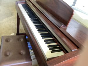 相生市双葉でピアノの回収から処分までさせて頂きました。