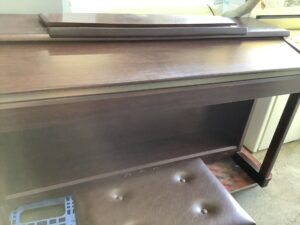 宍粟市一宮町井内でピアノの引き取りから処分までさせて頂きました。