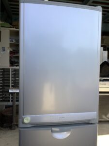 揖保郡太子町山田で冷蔵庫の回収から処分までさせて頂きました。