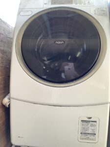 たつの市揖西町清水でドラム式洗濯機の引き取りから処分までさせて頂きました。