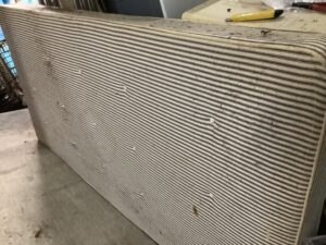 相生市相生でベッド・マットレスの引き取りから処分までさせて頂きました。