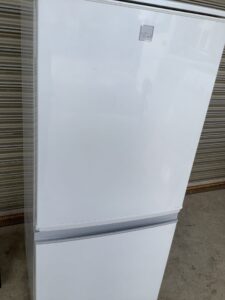 宍粟市一宮町井内で冷蔵庫の引き取りから処分までさせて頂きました。