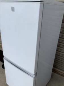 たつの市柳原で冷蔵庫の引き取りから処分までさせて頂きました。