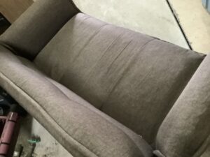 宍粟市山﨑町川戸でソファーの回収から処分までさせて頂きました。