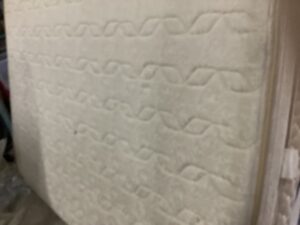 赤穂郡上郡町上郡でベッド・マットレスの引き取りから処分までさせて頂きました。