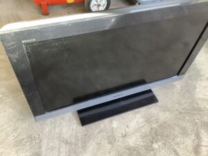 佐用郡佐用町大釜でテレビの引き取りから処分までさせて頂きました。