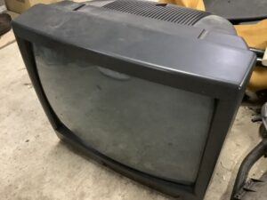 相生市相生でテレビの引き取りから処分までさせて頂きました。