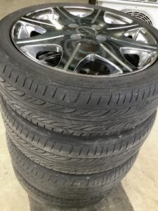 宍粟市波賀町皆木でタイヤの回収から処分までさせて頂きました。