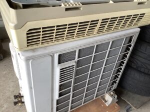 兵庫県姫路市で取り外しから回収処分したエアコン