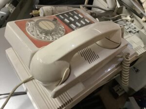 赤穂郡上郡町で引き取り回収から処分までした不用品の電話機