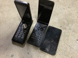 赤穂郡上郡町で引き取り回収から処分までした不用品の携帯電話