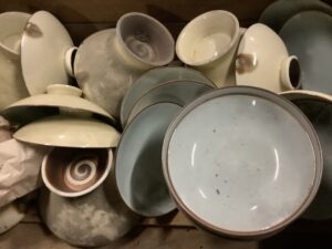 兵庫県姫路市で引き取り回収から処分までした食器