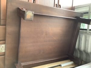 相生市双葉で座卓の引き取りから処分までさせて頂きました。