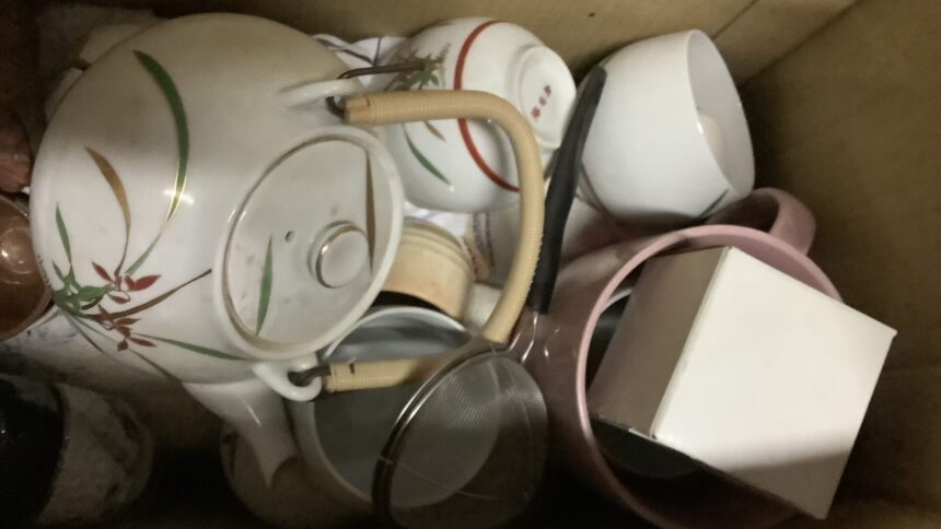 兵庫県相生市で引き取り回収から処分までした食器