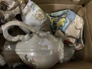 兵庫県相生市で引き取り回収から処分までした食器