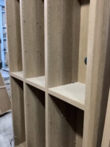 姫路市上手野で本棚の引き取りから処分までさせて頂きました。