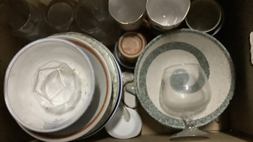 兵庫県相生市で引き取り回収から処分までした食器